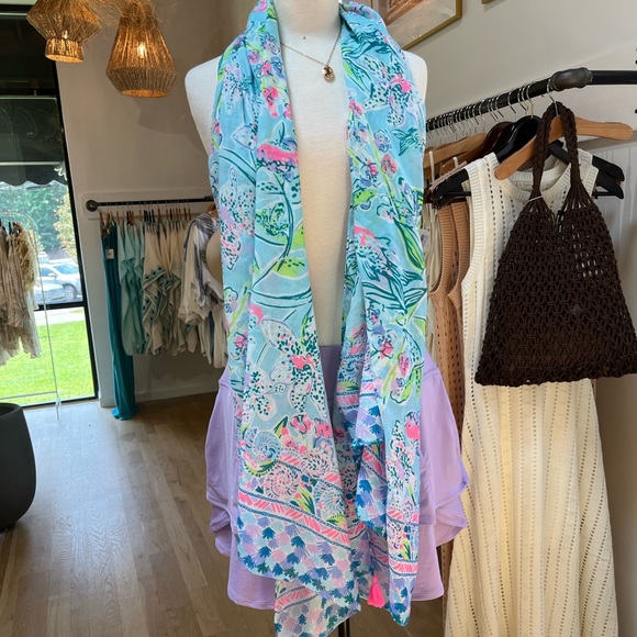 Lilly Pulitzer Accessories - Lilly Pulitzer 🏝️ Pareo Wrap, Bali Blue, Sway This Way, EUC